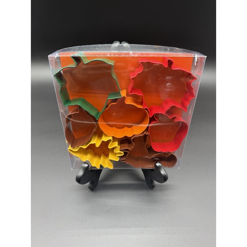 Fall Autumn Cookie Cutters Set of 8 Leaves Pumpkin Apple Acorn Turkey Boot